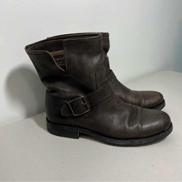 Frye Natalie Short Engineer Boot in Charcoal Size 7.5 - Picture 3 of 10